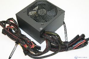 00035 ANTEC_EARTHWATT650PLATINUM_WWW.XTREMEHARDWARE.COM