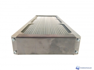 AQUACOMPUTER AIRPLEX_RADICAL_2_ALUMINIUM_05_Large
