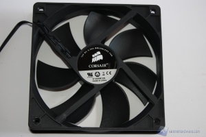 Corsair 350D_78