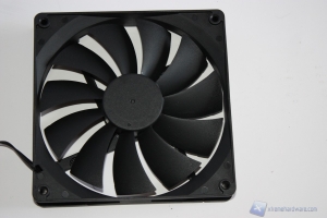 Corsair 350D_81