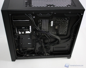 Corsair 350D_97