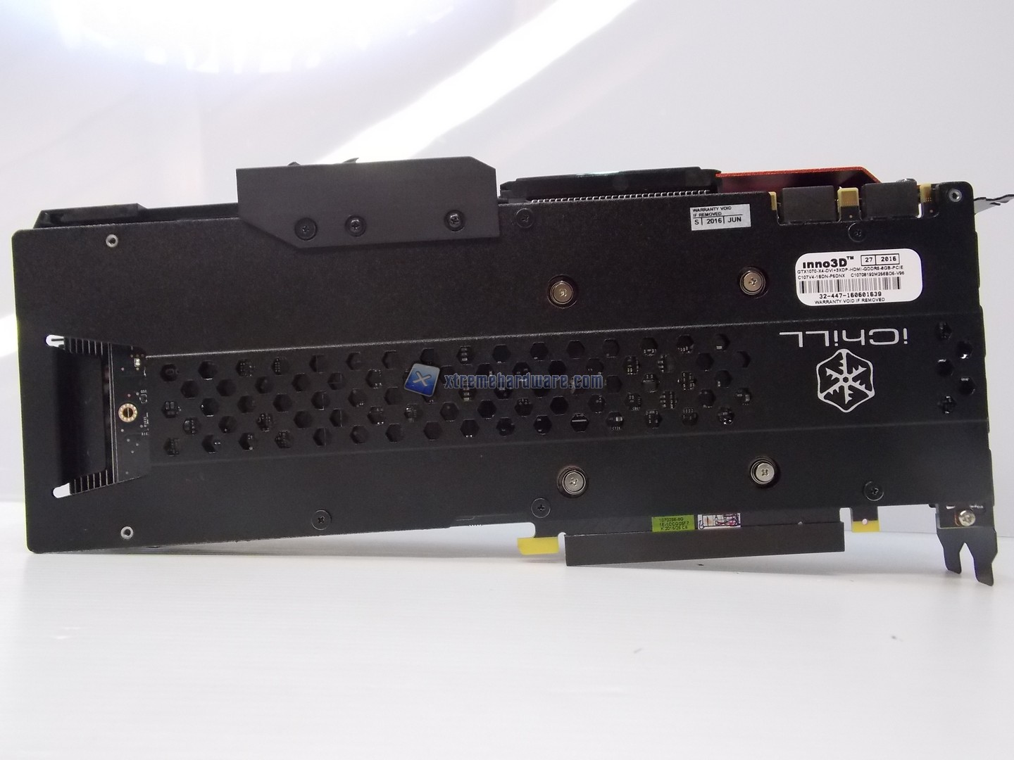 1070 Ichill X4 00017