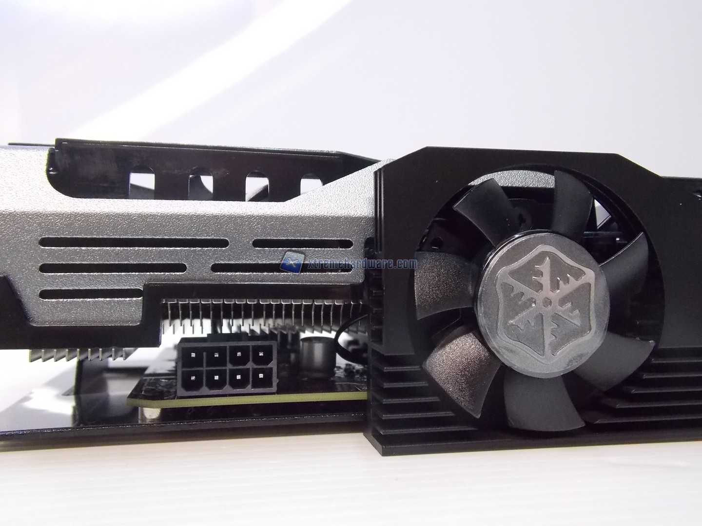 1070 Ichill X4 00024